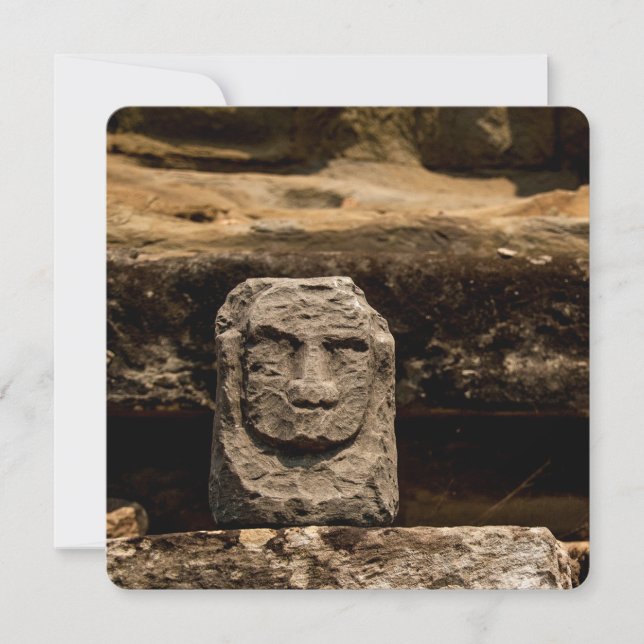 Smiling Stone Totem Cambodia Card (Frente)