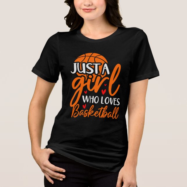 Só uma garota que ama camiseta de basquete (Frente)