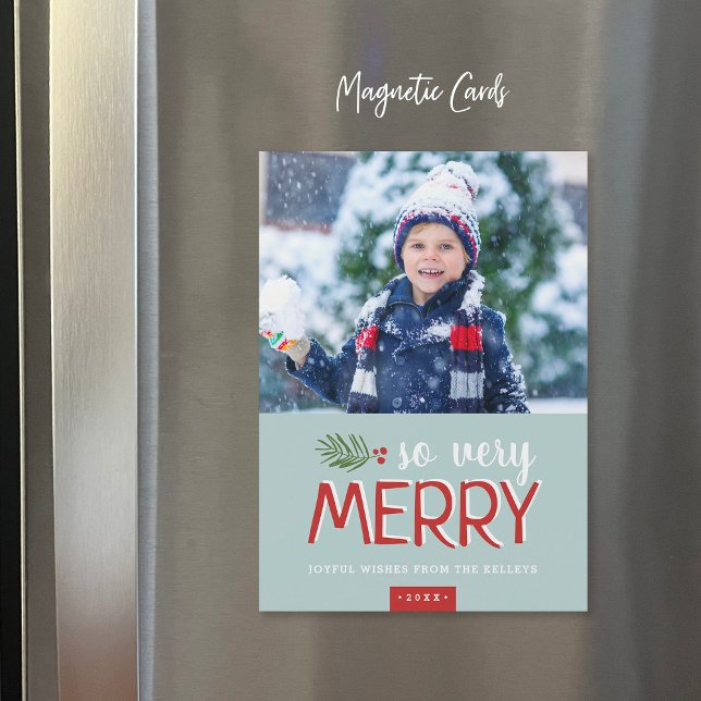 So Very Merry Magnetic Holiday Photo Card (Criador carregado)