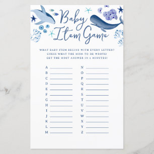 Sob o jogo de papo do bebê de baleia azul-marinho