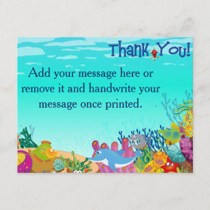 Sob os cartões de agradecimentos do mar