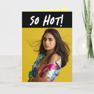 SOBRE O CARTÃO DE ANIVERSÁRIO DA GAROTA QUENTE