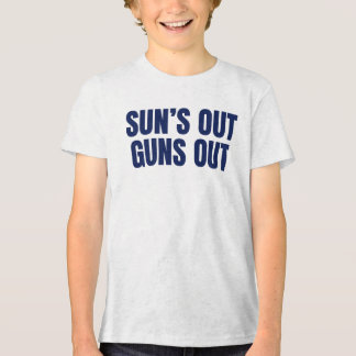 Sol Lá, Armas Fora