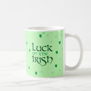 Sorte da caneca de café irlandês