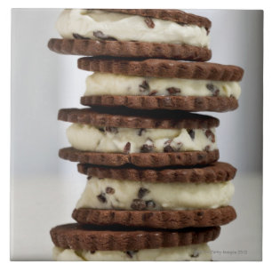 sorvete do nib de cacau da hortelã com biscoitos