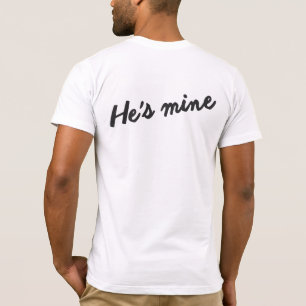SOU A CAMISA DE CASAMENTO GAY DELE.
