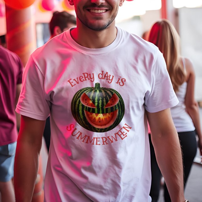 Spookie Summerdal Melancia Jack o Lantern Summer (Summerween t-shirt featuring a spooky watermelon jack-o'-lantern for a campy Halloween Summer Party.)