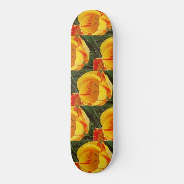 Spring Yellow Tulips Skateboard (Frente)