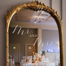 Sr. e Sra. Elegant Script Wedding