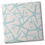Starfish Beach House náutico<br><div class="desc">Um bronzeado bonito e tendinoso ou esticado e o padrão litorâneo teal com estrelas-do-mar. Mude a cor de fundo, se quiser! Quer queiras usar este azulejo como uma pequena porta copos ou trivit para uma bebida ou prato... ou queres ficar grande com uma pancada de cozinha, ou azulejo de banheiro,...</div>