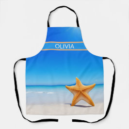 Starfish na praia com mar e céu azul