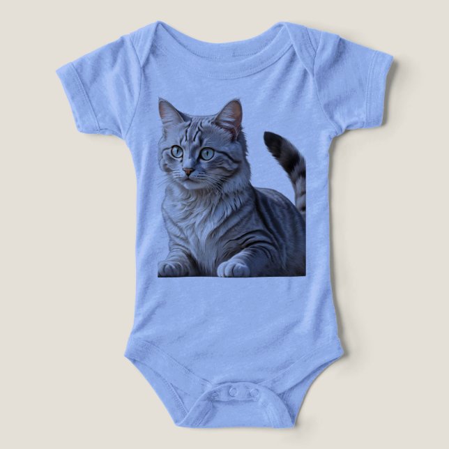 Striking Gray Tabby Cat with Green Eyes (Design frontal)