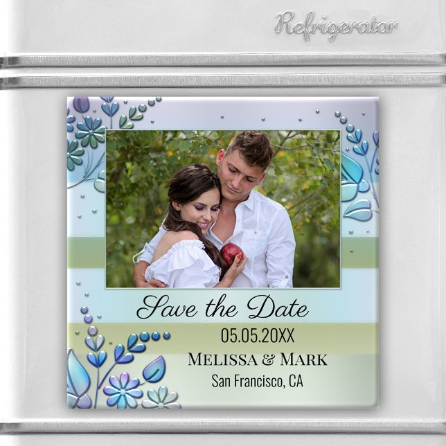 Sua Imã salve a data de Primavera Floral de Foto (Photo Save the Date magnet featuring a pastel striped design with pearlescent stylized flowers)