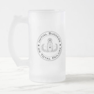 Sucesso da inicial da caneca de cerveja do Eod ou