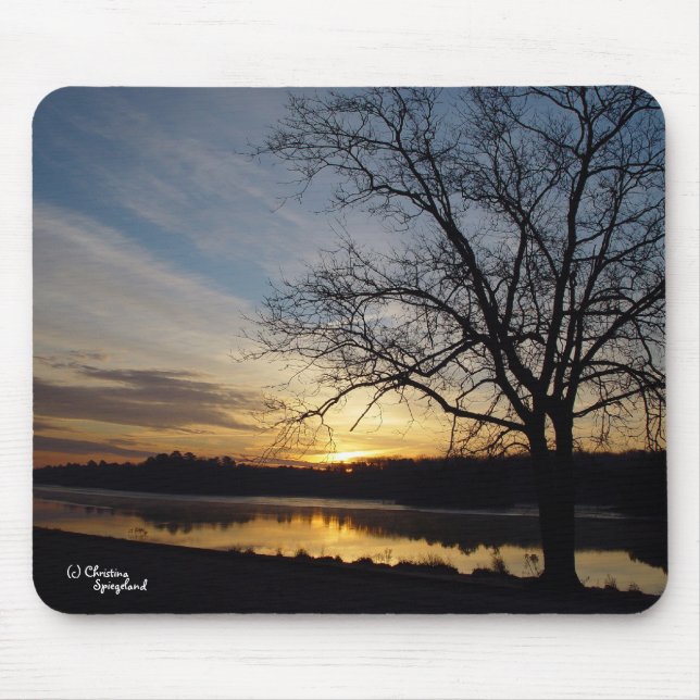 Sunrise Oak Tree Lake Mousepad (Frente)