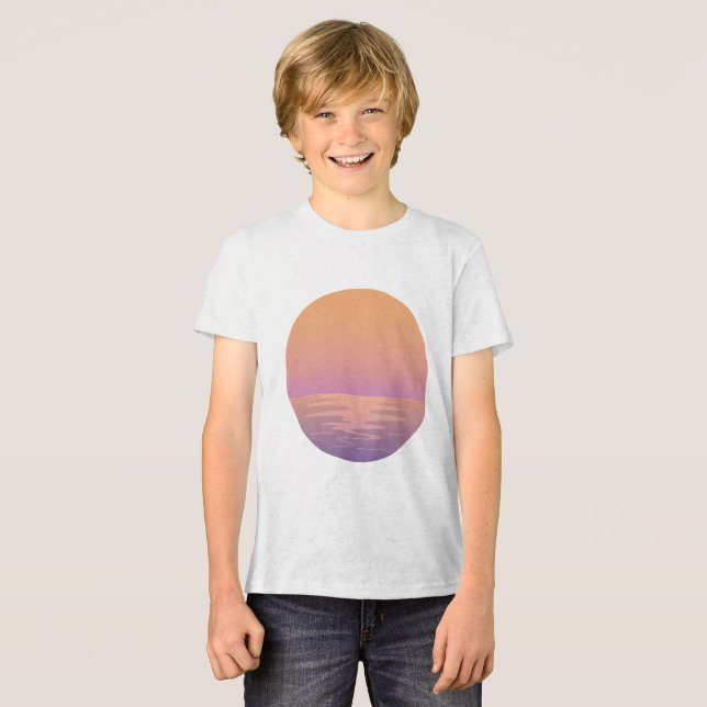Sunset Beach Vibes – Minimalist Sunset T-Shirt (Frente Completa)