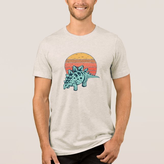 Sunset Serenity: Retro Stegosaurus T-Shirt (Frente)