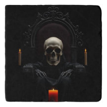 Suporte de Halloween Trono de Caveira Gótico