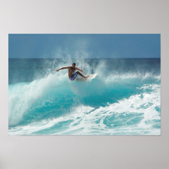 Surfista em uma grande poster de onda (Frente)