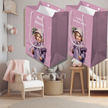 Nostalgic and romantic wrapping in pink and purple