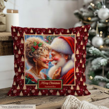 Classic Vintage Mr. & Mrs. Claus Pillows 116HD