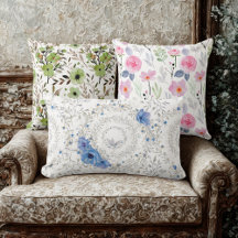Vintage Elegance: Colorful Floral Throw Pillow 