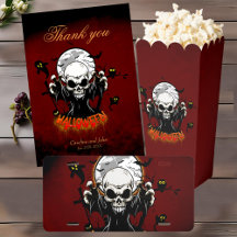 Skull with sharp, menacing teeth