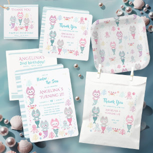 Festa de aniversário de adesivos redondos clássico