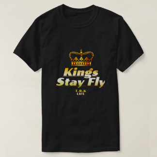 T.R.K EMBLEMA DOURADO REIS FICAM VOANDO CAMISA