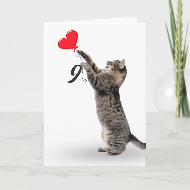 Tabby Cat para o nono cartão de aniversário (Frente)