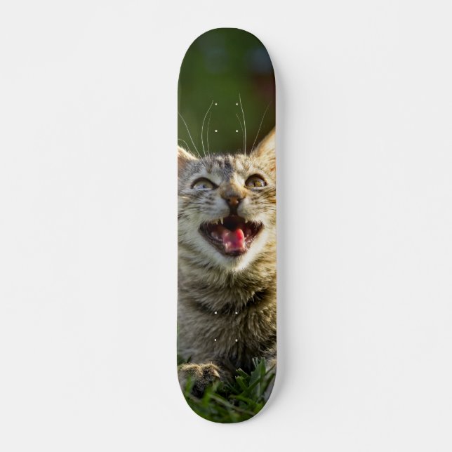 Tabla de Skate Gato Aullando en la Grama (Frente)