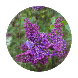 Tabua De Cortar Lilases Roxos num Primavera Dia