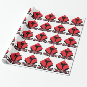 Tae Kwon faz o papel de embrulho vermelho de