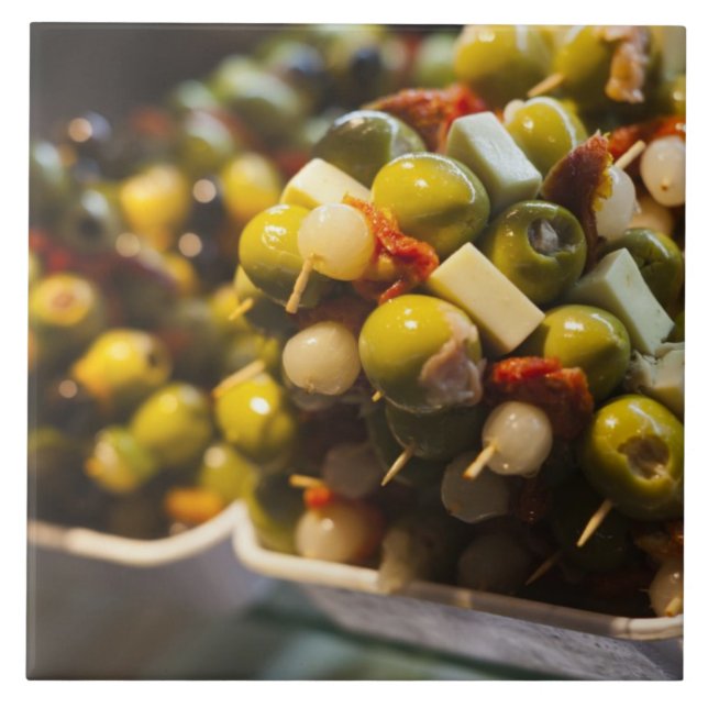 Tapas de azeitonas recheadas (Frente)