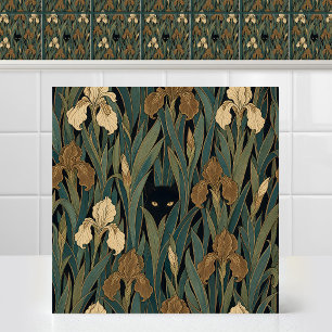 Tapeçaria de Folhas de Íris com Gato Preto Gótico