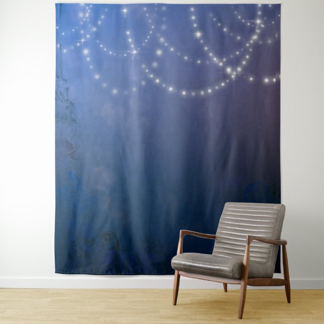 Tapeçaria de Foto Azul Marinho com Luzes de Fada (In Situ)