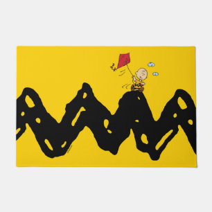 Tapete Amendoins Charlie Brown Flying Kite