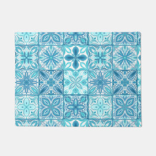 Tapete azulejos ornamentados em azul e branco