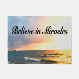 TAPETE BELA CRENÇA EM MIRACLES SUNRISE DESIGN