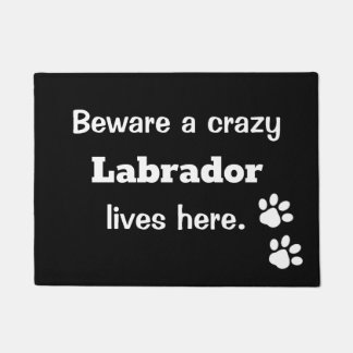 Tapete Beware vidas loucas de um Labrador aqui