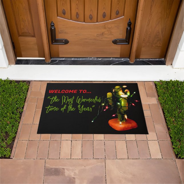 Tapete Cactus Candle Wrapped in Christmas Lights (Ar livre)