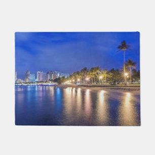 Tapete Cidade de Waikiki em Dawn