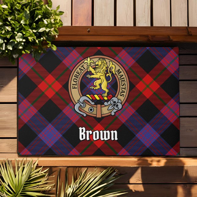 Tapete Clan Brown Crest sobre Tartan (Criador carregado)