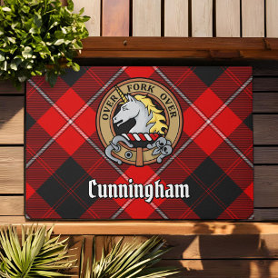 Tapete Clan Cunningham Crest sobre Tartan
