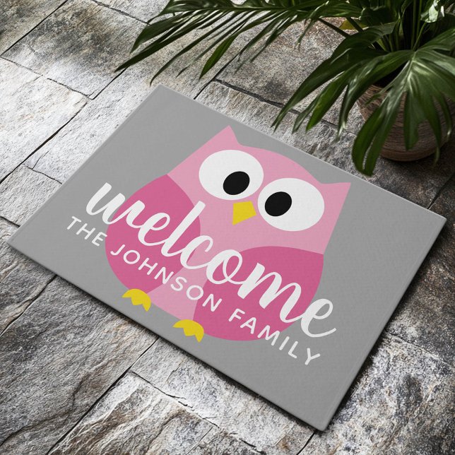 Tapete Coruja de Cartoon Bonita - Nome Personalizado Rosa (Custom Welcome Doormat)
