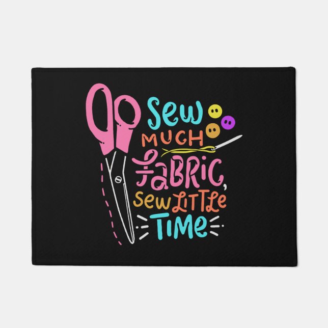 Tapete Costura Engraçada - Pouca Tecido (Frente)