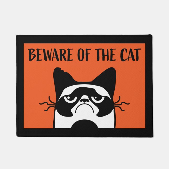 TAPETE CUIDADO COM A PORTA DO GATO (Frente)
