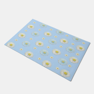 Tapete Daisy Pattern sobre fundo azul claro