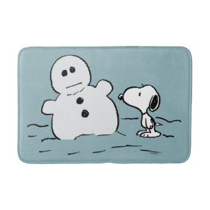 Tapete De Banheiro Amendoins Snoopy constrói um boneco de neve