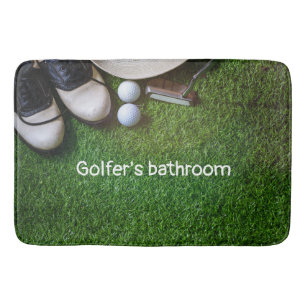 Tapete De Banheiro Banheiro com bolas de golfe na grama verde